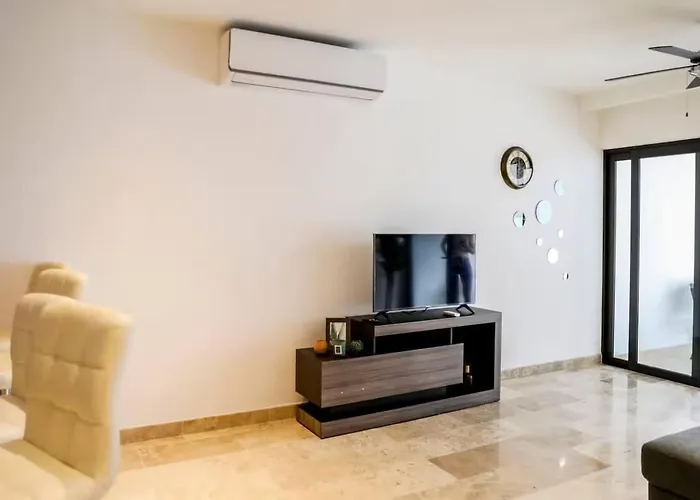 2br In Pdc, 400m To The Sea